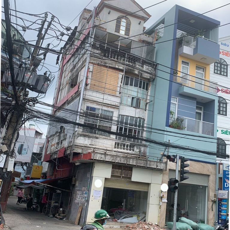 Công trình sửa chữa nhà phố đường Lạc Long Quân do NNHH thi công